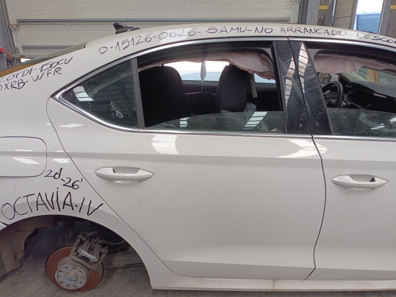 Recambio de puerta trasera derecha para skoda octavia iv (nx3, nn3, pv3) 2.0 tdi referencia OEM IAM   