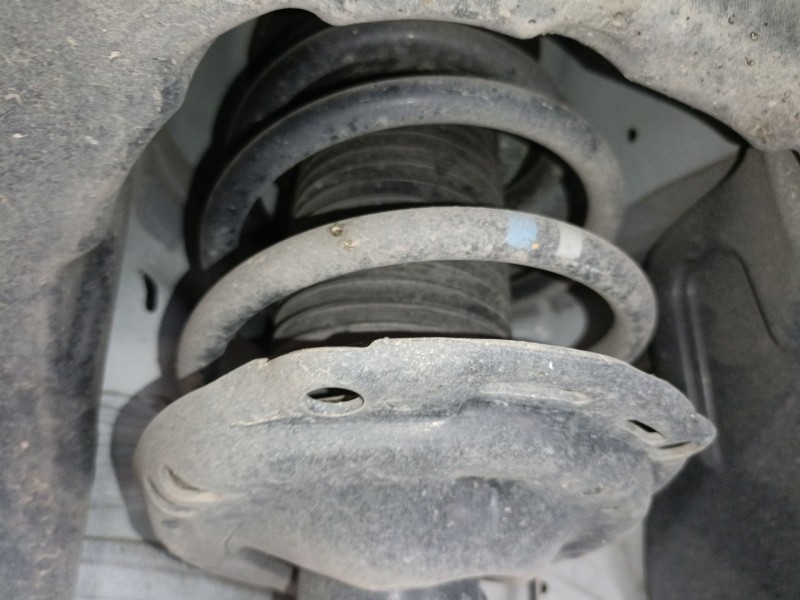Recambio de amortiguador delantero izquierdo para skoda octavia iv (nx3, nn3, pv3) 2.0 tdi referencia OEM IAM   