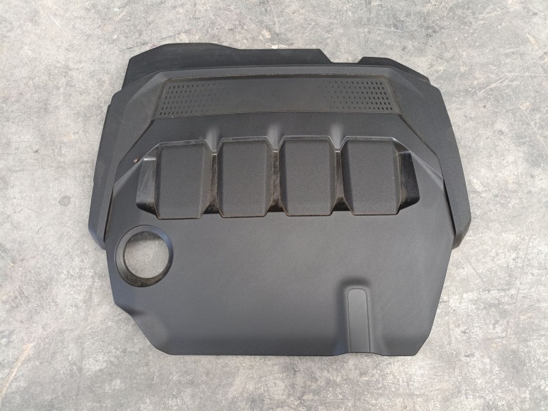 Recambio de tapa motor para skoda octavia iv (nx3, nn3, pv3) 2.0 tdi referencia OEM IAM   