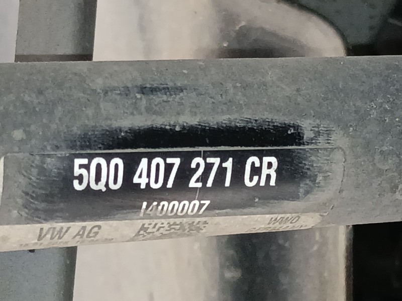 Recambio de transmision delantera izquierda para skoda octavia iv (nx3, nn3, pv3) 2.0 tdi referencia OEM IAM 5Q0407271CR  