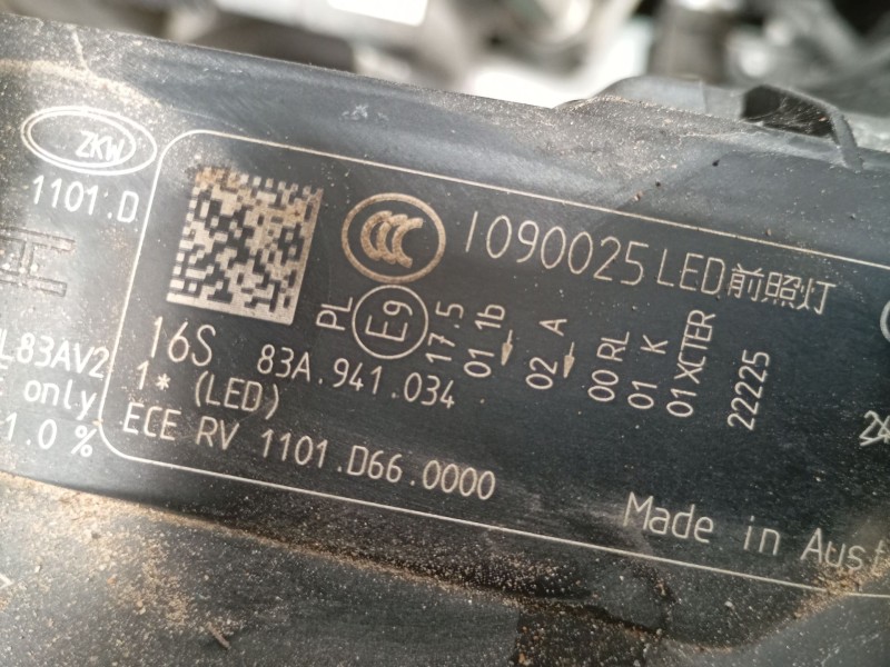 Recambio de faro derecho xenon para audi q3 sportback (f3n) 45 tfsi e referencia OEM IAM   