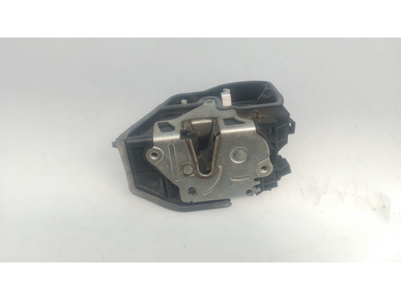 Recambio de cerradura puerta trasera izquierda para bmw x3 (e83) 2.0d referencia OEM IAM   