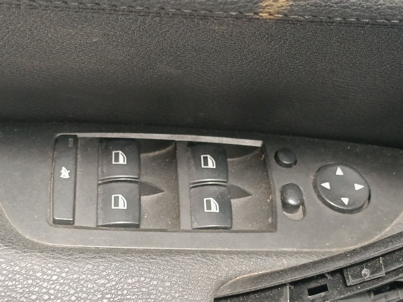 Recambio de mando elevalunas delantero izquierdo para bmw x1 (e84) sdrive 18 d referencia OEM IAM   