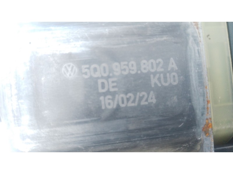 Recambio de elevalunas delantero izquierdo para volkswagen t-roc (a11, d11) 1.5 tsi referencia OEM IAM   