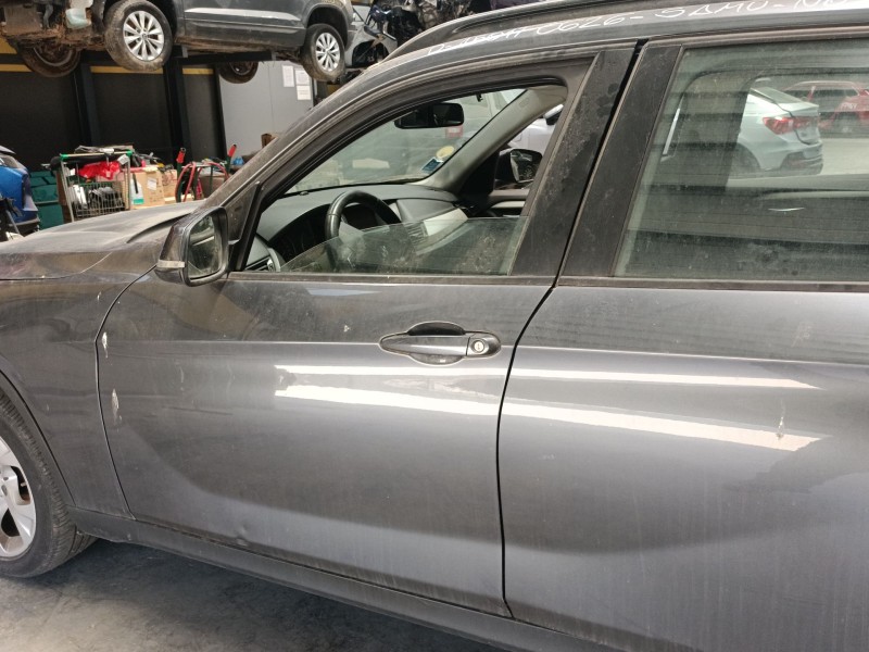 Recambio de puerta delantera izquierda para bmw x1 (e84) sdrive 18 d referencia OEM IAM   