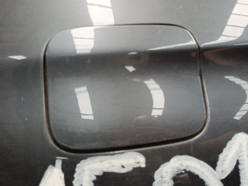 Recambio de tapa exterior combustible para bmw x1 (e84) sdrive 18 d referencia OEM IAM   