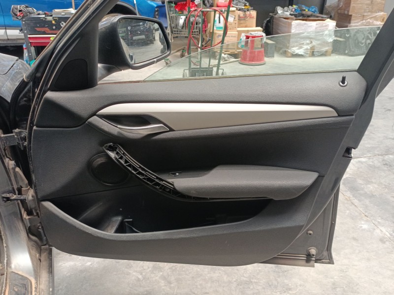 Recambio de guarnecido puerta delantera derecha para bmw x1 (e84) sdrive 18 d referencia OEM IAM   