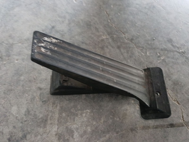 Recambio de pedal acelerador para bmw x1 (e84) sdrive 18 d referencia OEM IAM   