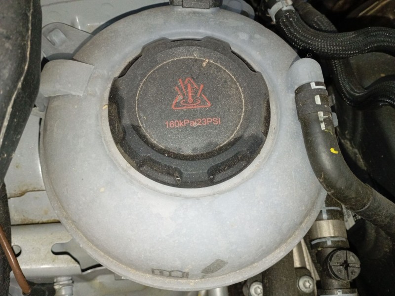 Recambio de deposito expansion para audi q3 sportback (f3n) 45 tfsi e referencia OEM IAM   