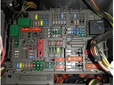 Recambio de caja reles / fusibles para bmw x1 (e84) sdrive 18 d referencia OEM IAM   