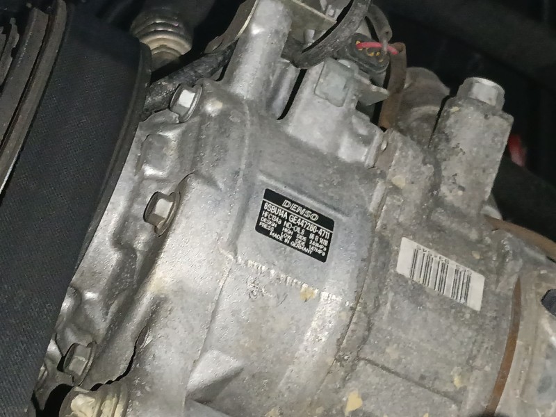 Recambio de compresor aire acondicionado para bmw x1 (e84) sdrive 18 d referencia OEM IAM 447260  