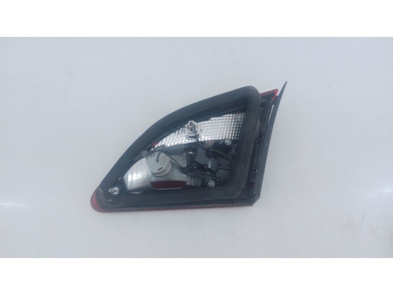 Recambio de piloto trasero izquierdo porton para opel astra j sedán 1.7 cdti (69) referencia OEM IAM   