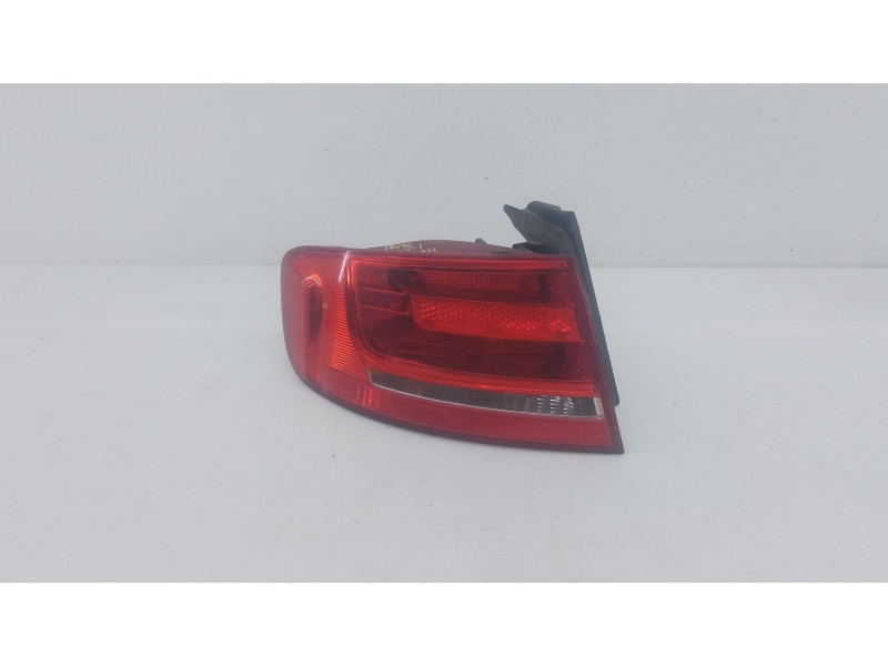 Recambio de piloto trasero izquierdo para audi a4 ber. (b8) básico referencia OEM IAM   