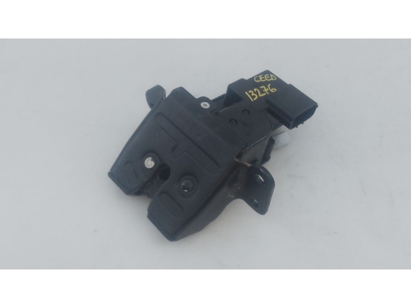 Recambio de cerradura maletero / porton para kia cee´d (jd) 1.4 crdi 90 referencia OEM IAM   