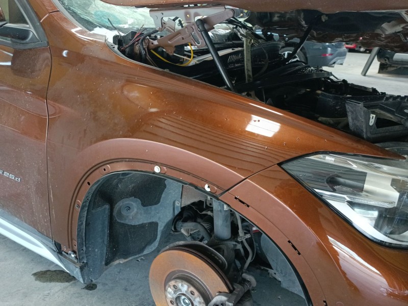 Recambio de aleta delantera derecha para bmw x1 (f48) xdrive 25 d referencia OEM IAM   