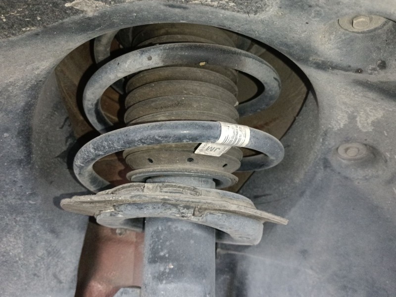 Recambio de amortiguador delantero derecho para bmw x1 (f48) xdrive 25 d referencia OEM IAM   
