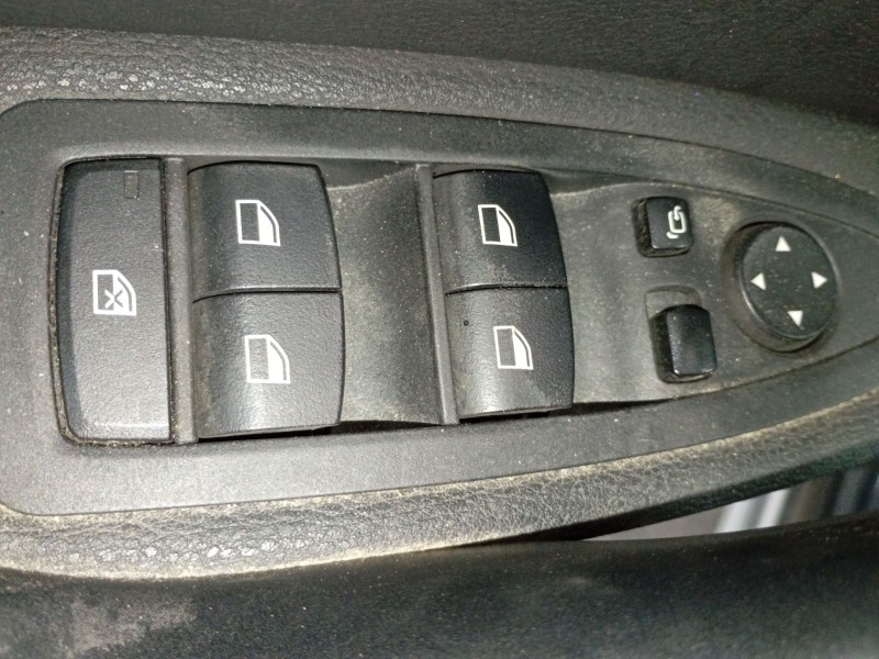 Recambio de mando elevalunas delantero izquierdo para bmw x1 (f48) sdrive 18 d referencia OEM IAM   