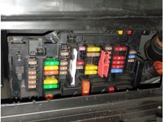Recambio de caja reles / fusibles para bmw x1 (f48) sdrive 18 d referencia OEM IAM   