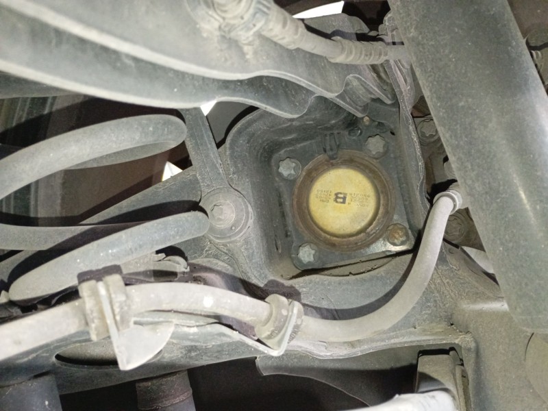 Recambio de mangueta trasera derecha para bmw x1 (f48) sdrive 18 d referencia OEM IAM   