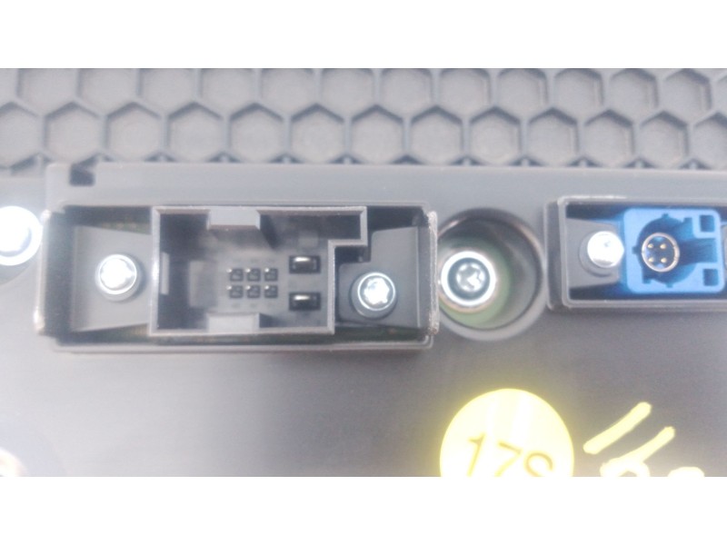 Recambio de sistema navegacion gps para volkswagen golf viii (cd1, da1) 1.0 tsi referencia OEM IAM   