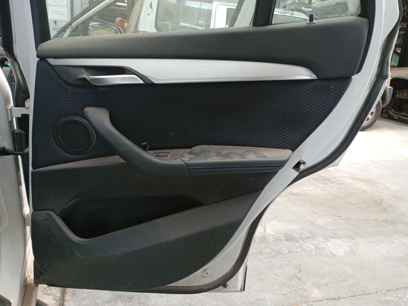 Recambio de guarnecido puerta trasera derecha para bmw x1 (f48) sdrive 18 d referencia OEM IAM   