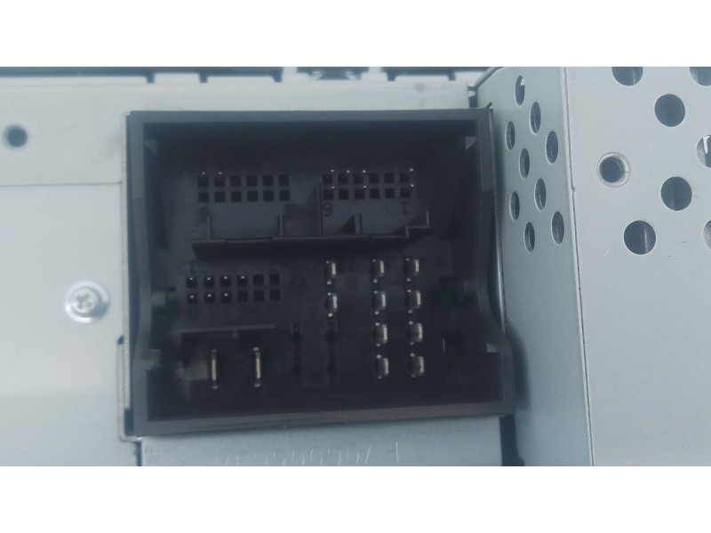 Recambio de sistema navegacion gps para volkswagen caddy v furgoneta/monovolumen (sba, sbh) 2.0 tdi bmt referencia OEM IAM   