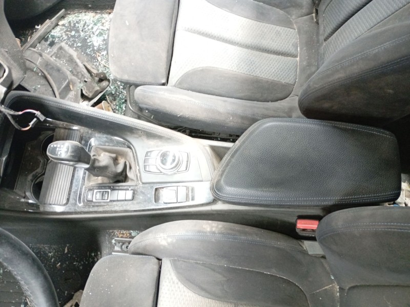 Recambio de consola central para bmw x1 (f48) sdrive 18 d referencia OEM IAM   