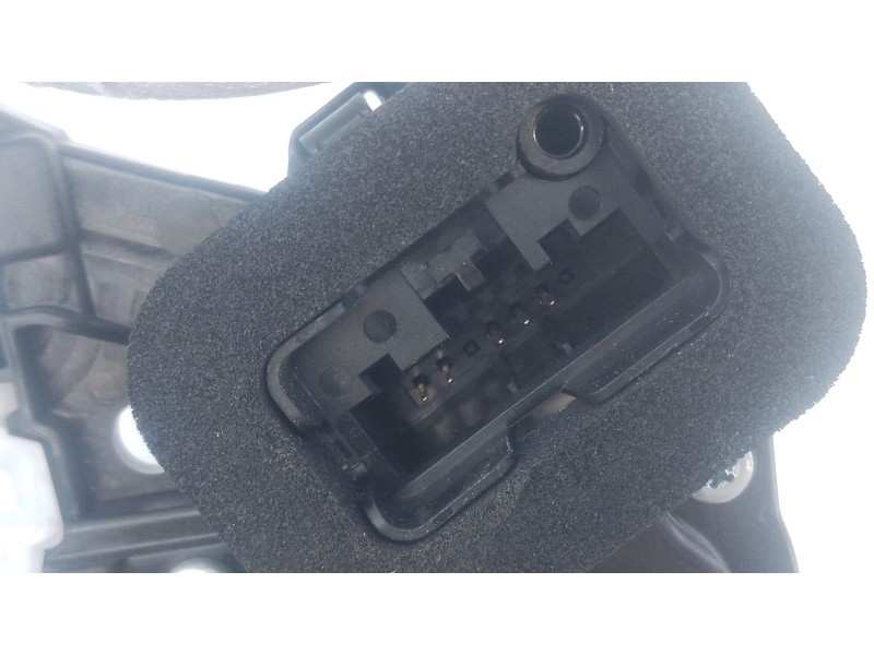Recambio de cerradura puerta delantera derecha para volkswagen taigo (cs1) 1.0 tsi referencia OEM IAM   