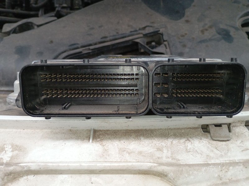 Recambio de centralita motor uce para bmw x1 (f48) sdrive 18 d referencia OEM IAM 859636201 0281033806 