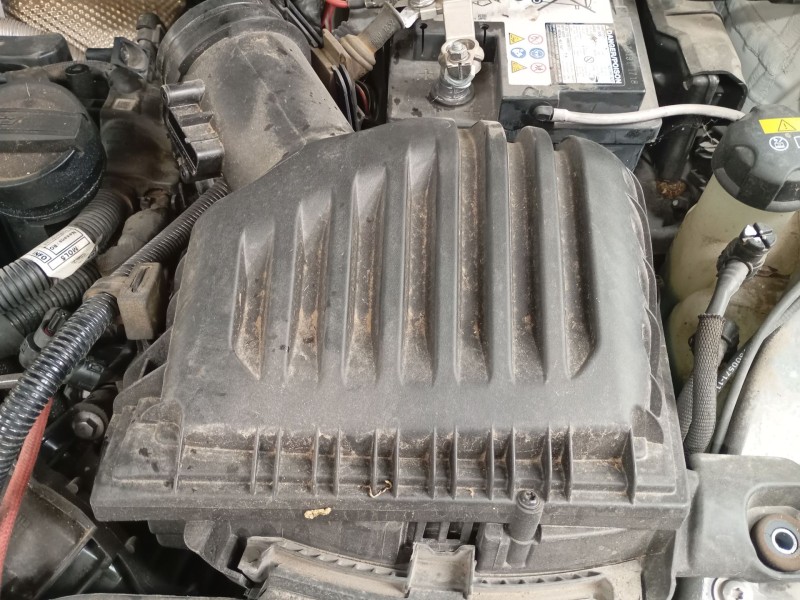 Recambio de filtro aire para bmw x1 (f48) sdrive 18 d referencia OEM IAM   