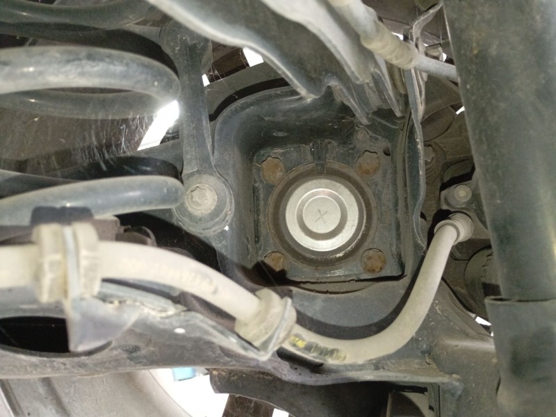 Recambio de mangueta trasera derecha para bmw x1 (f48) sdrive 18 d referencia OEM IAM   