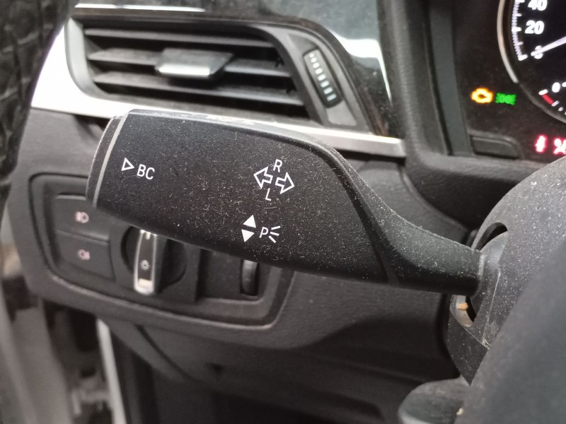 Recambio de mando intermitentes para bmw x1 (f48) sdrive 18 d referencia OEM IAM   