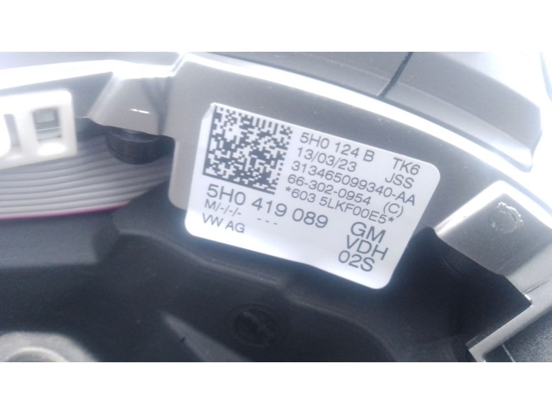 Recambio de volante para volkswagen arteon (3h7, 3h8) 2.0 tdi referencia OEM IAM   