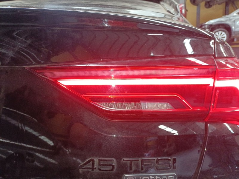 Recambio de piloto trasero derecho porton para audi q3 sportback (f3n) 45 tfsi quattro referencia OEM IAM   