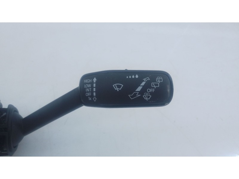 Recambio de mando intermitentes para skoda fabia iv (pj3) 1.0 tsi referencia OEM IAM   