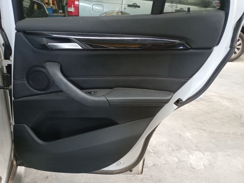 Recambio de guarnecido puerta trasera derecha para bmw x1 (f48) sdrive 18 d referencia OEM IAM   