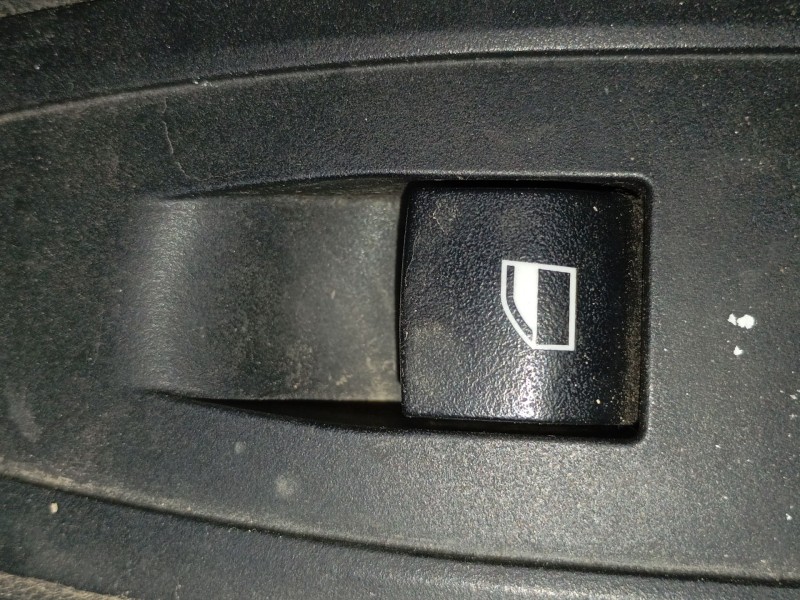 Recambio de mando elevalunas delantero derecho para bmw x1 (f48) sdrive 18 d referencia OEM IAM   