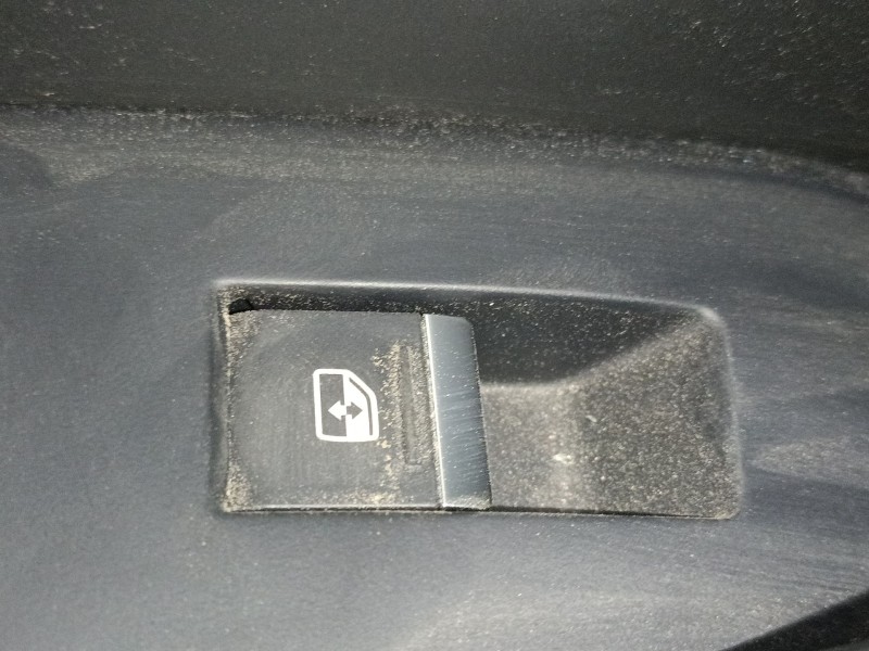 Recambio de mando elevalunas trasero izquierdo para audi q3 sportback (f3n) 45 tfsi quattro referencia OEM IAM   