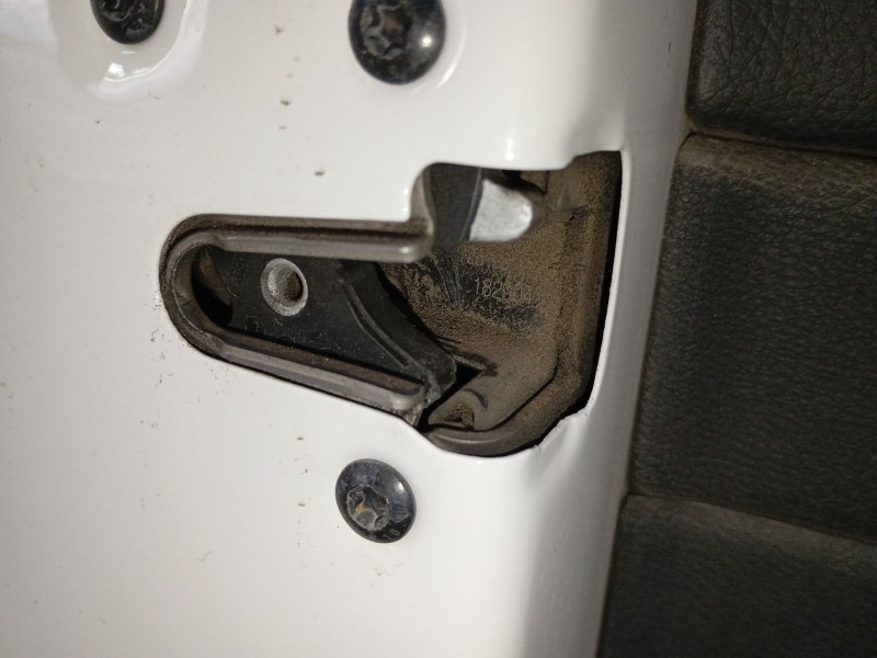 Recambio de cerradura puerta delantera izquierda para bmw x1 (f48) sdrive 18 d referencia OEM IAM   