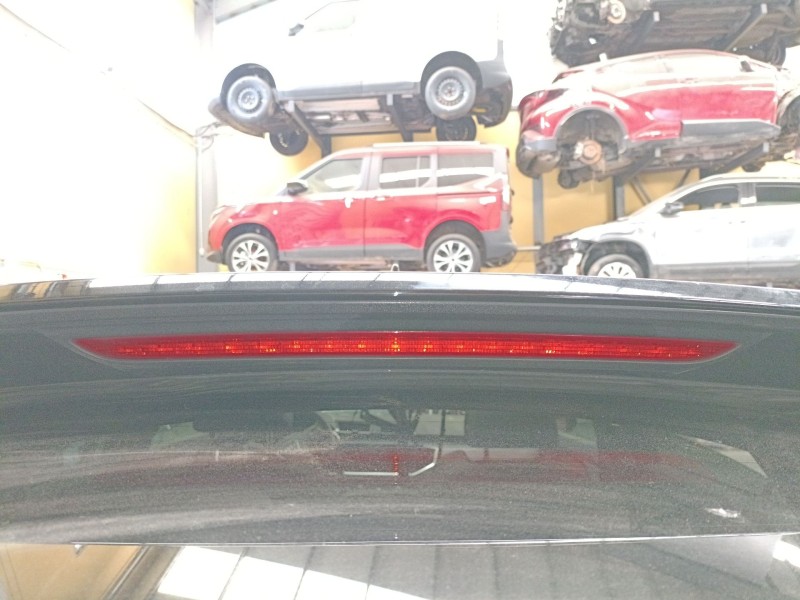 Recambio de luz central de freno para audi q3 sportback (f3n) 45 tfsi quattro referencia OEM IAM   