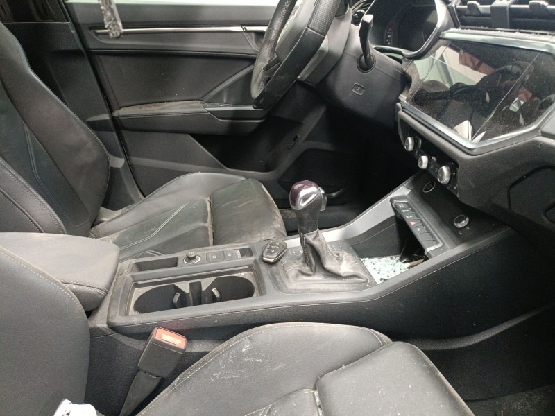 Recambio de consola central para audi q3 sportback (f3n) 45 tfsi quattro referencia OEM IAM   