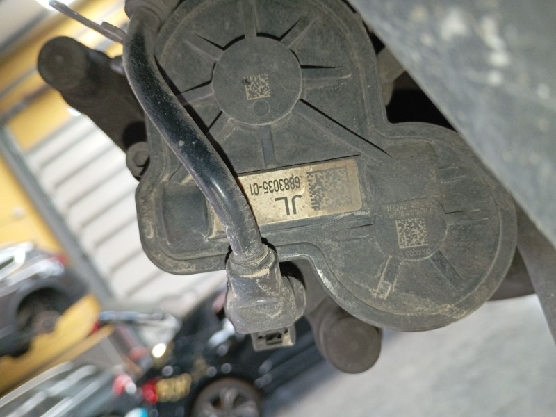 Recambio de pinza freno trasera izquierda para bmw x1 (f48) sdrive 18 d referencia OEM IAM 688303501  