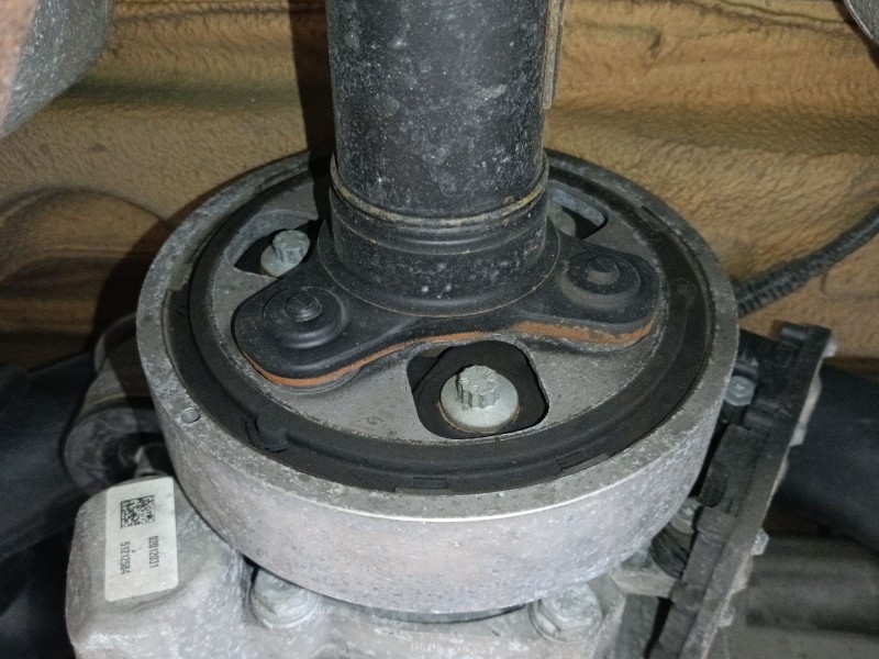 Recambio de transmision central para audi q3 sportback (f3n) 45 tfsi quattro referencia OEM IAM   