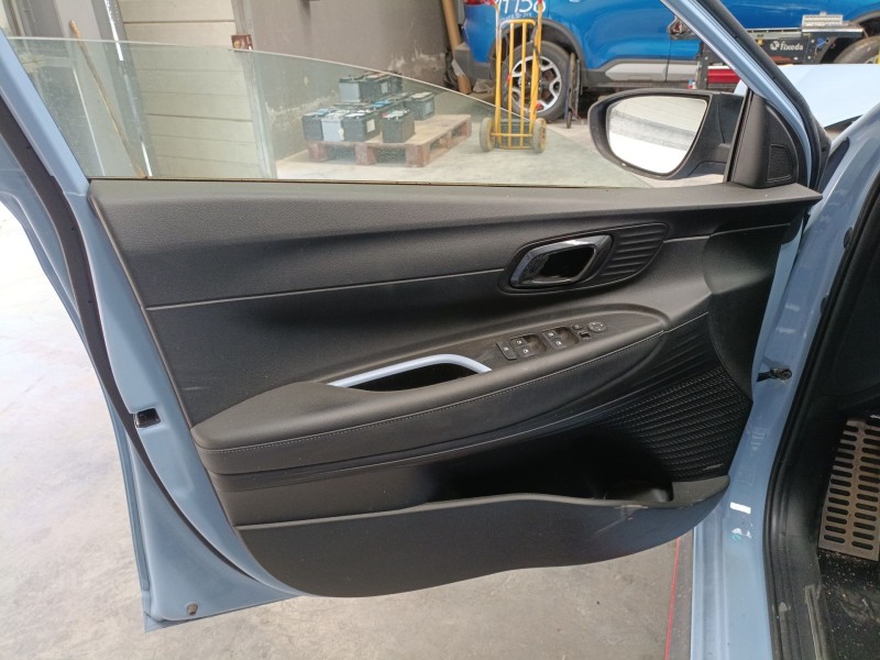 Recambio de guarnecido puerta delantera izquierda para hyundai i20 iii (bc3, bi3) 1.6 t-gdi referencia OEM IAM   