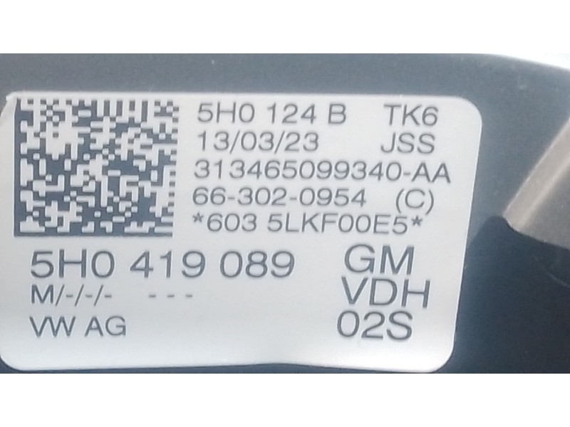 Recambio de volante para volkswagen golf viii (cd1, da1) 1.0 tsi referencia OEM IAM   