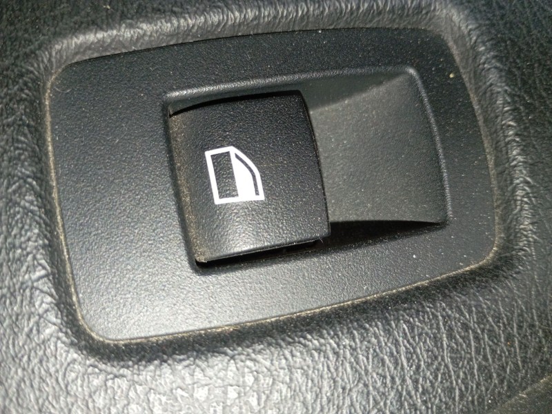 Recambio de mando elevalunas trasero izquierdo para bmw 3 (f30, f80) 320 d referencia OEM IAM   