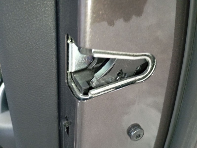 Recambio de cerradura puerta trasera derecha para bmw 3 (f30, f80) 320 d referencia OEM IAM   