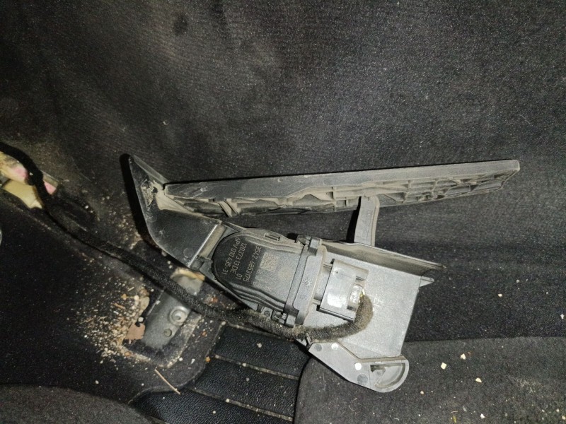Recambio de pedal acelerador para bmw 3 (f30, f80) 320 d referencia OEM IAM 6853175  