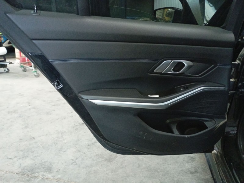 Recambio de guarnecido puerta trasera izquierda para bmw 3 (g20, g80, g28) 318 d referencia OEM IAM   