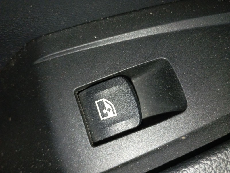 Recambio de mando elevalunas trasero izquierdo para bmw 3 (g20, g80, g28) 318 d referencia OEM IAM   